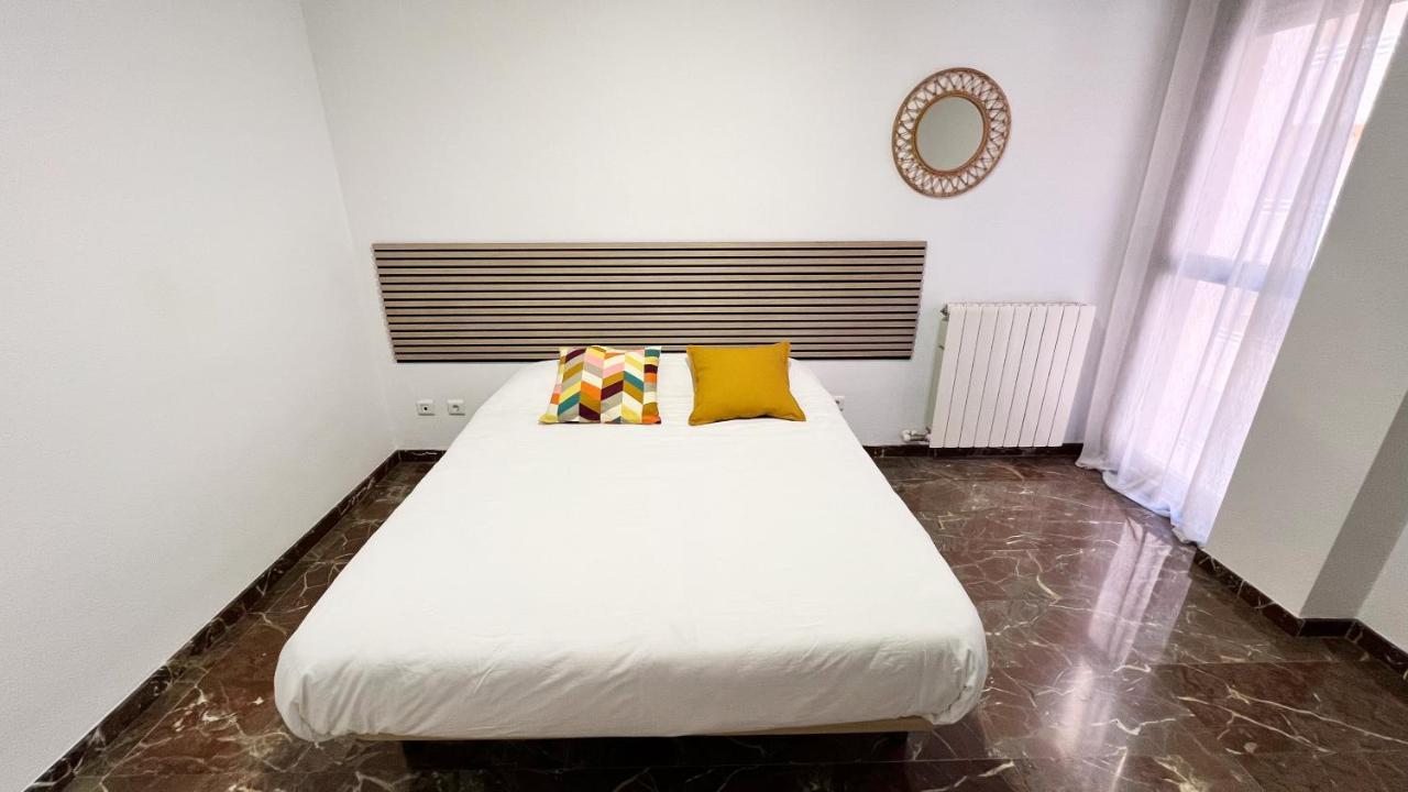 Apartamentos Zaragoza 3000 Eksteriør billede